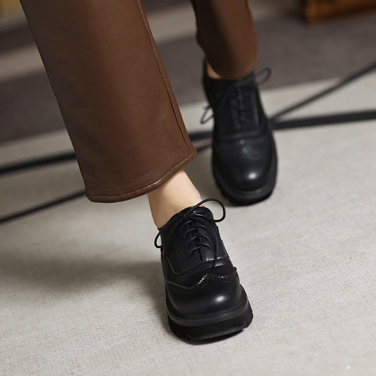 Women's Fashion Flat Shoes with Lace-Up Round Toe and Chunky Mid Heel - Image 2