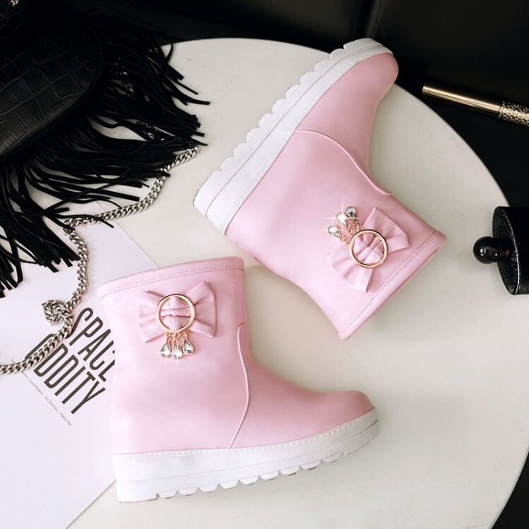 Women's PU Flat Round Toe Short Fashion Boots - Style k.html