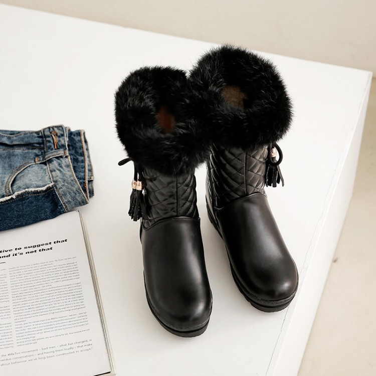 Women's Mid-Calf Fashion Boots with Low Hidden Heel and Faux Fur Lining - Image 4